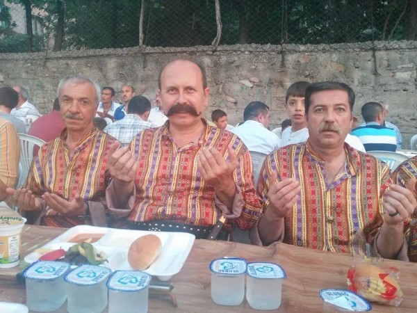 Bursa'da Cani Yeğen Dehşet Saçtı! 3 Gün Boyunca Dayısının Cesediyle Yaşadı